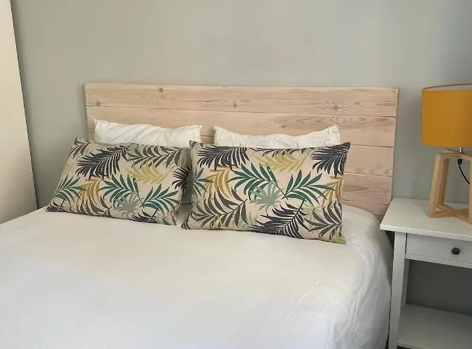 El Tercero De Laura *